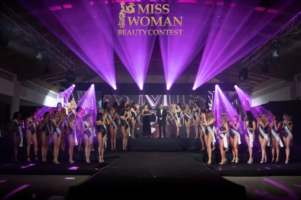 Miss woman beauty contest