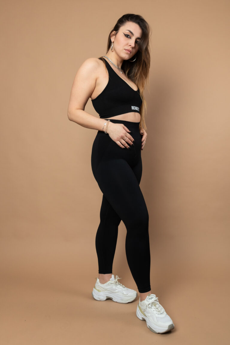 foto e-commerce per richbefit con i modelli identity