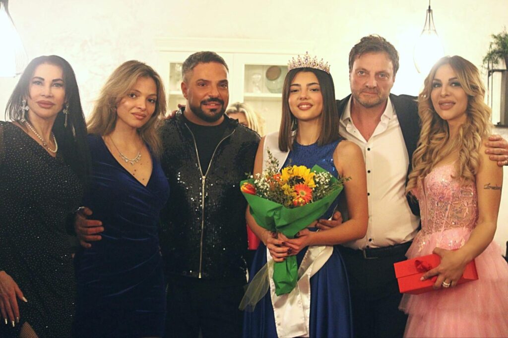 Miss Beauty and stars - beauty contest creato da Cristina Roncalli
