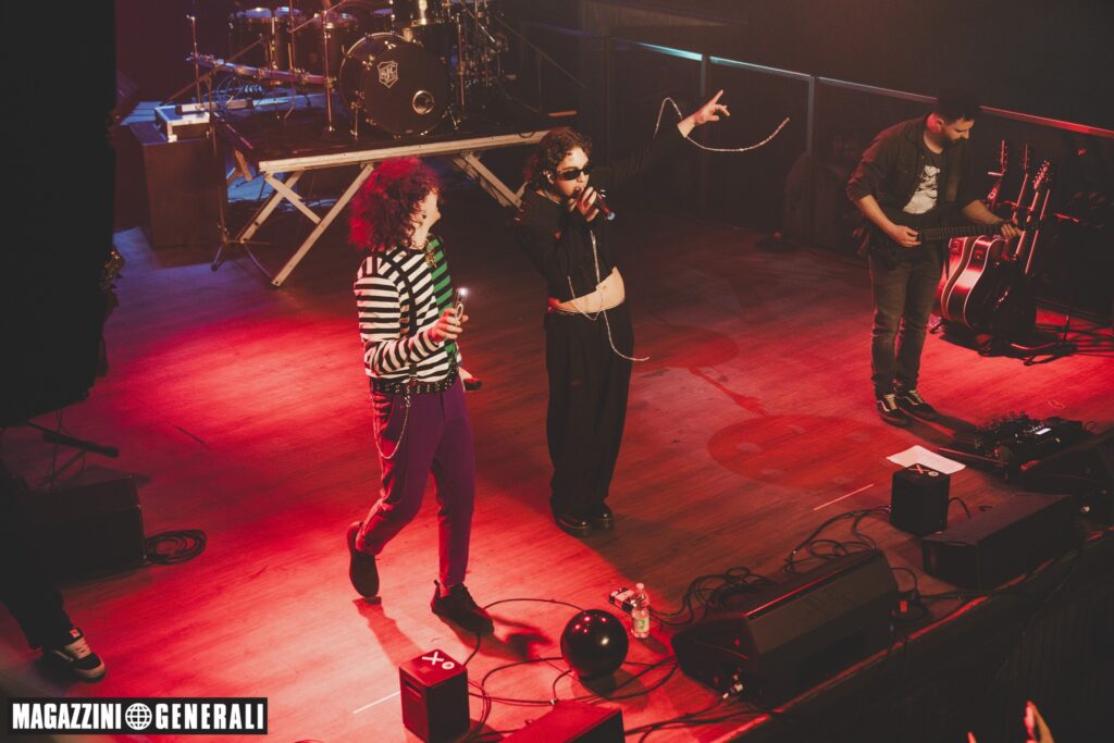 Drama in concerto ai magazzini generali con Identity Agency