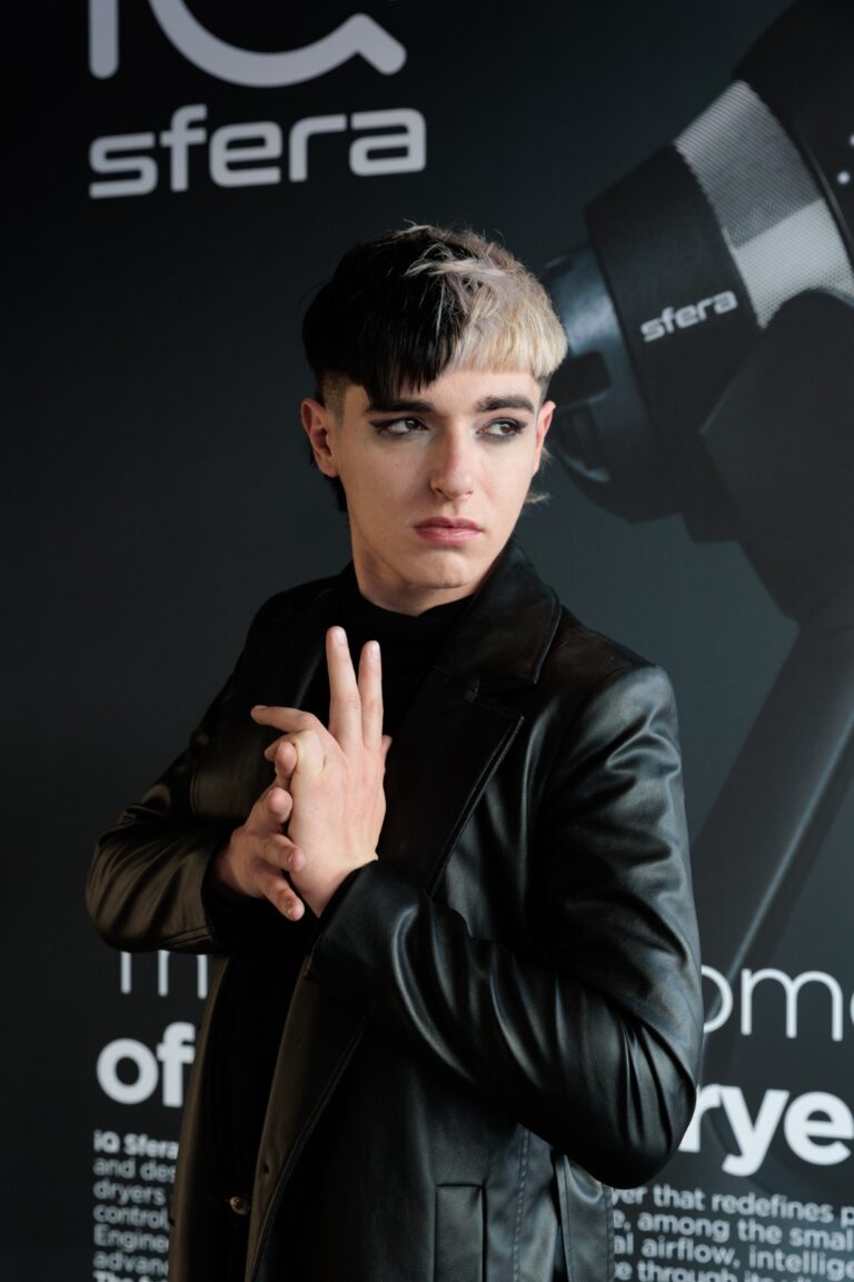 Identity hair model al COSMOPROF di Bologna